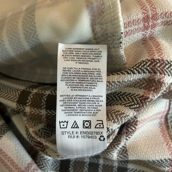 Kenzie Jeans Women's Plaid Button Up Shacket - Picture 6 of 6